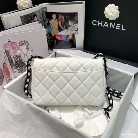 First Bag Ru BAG FLAP CHANEL 0521